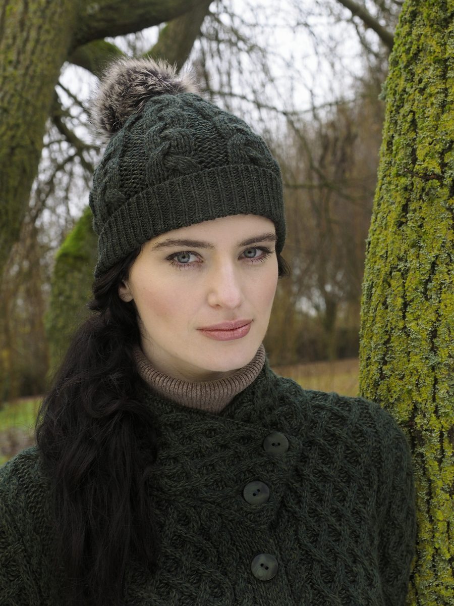 Aran Cable Knit Beanie with Faux Fur Pom Pom [5 Colors]
